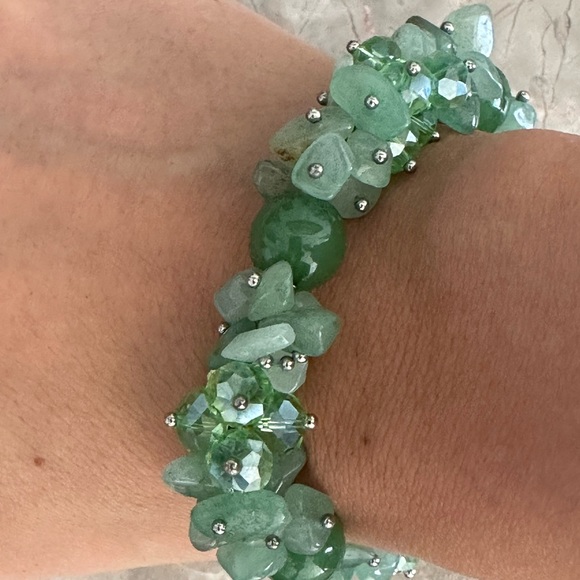 Natural Gem Stone stretch Crystal Bracelet Boho Bangles Bracelet Women’s Jewelry - Picture 3 of 3